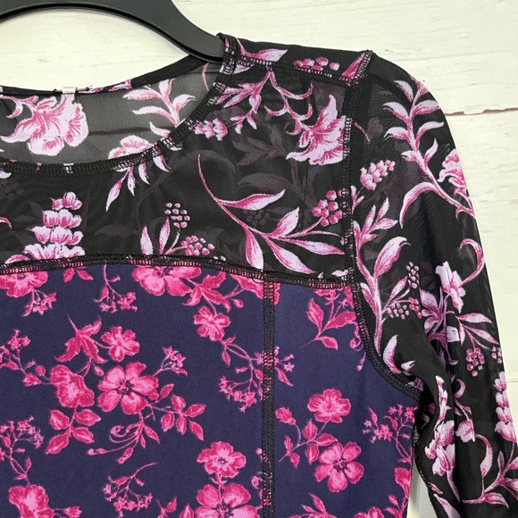 Floral Long Sleeve Mesh Top - Picture 2 of 5